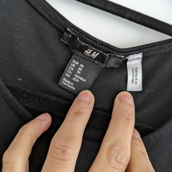 H&M black mini a-line dress - Picture 4 of 4